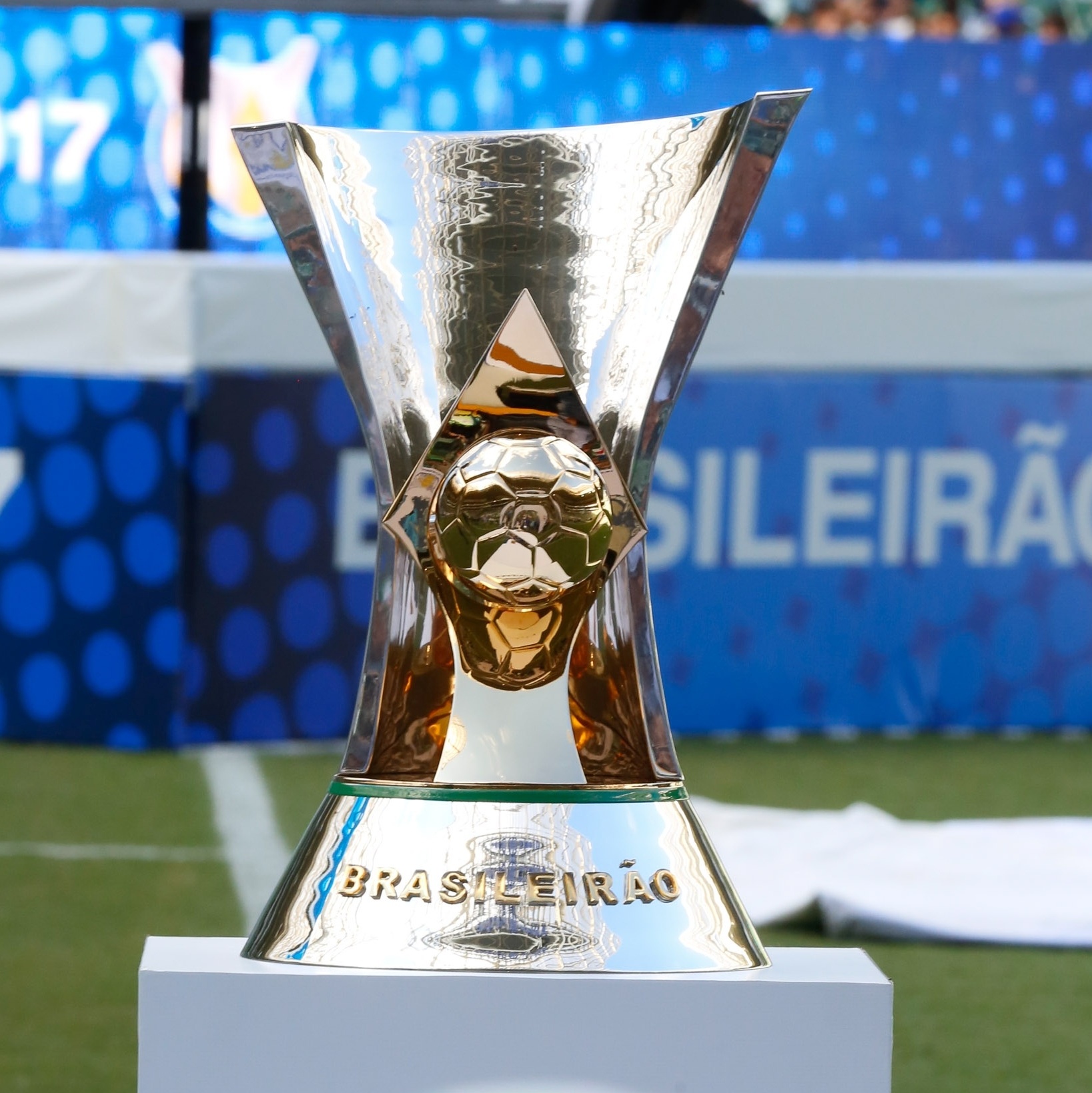 Trofeu do Campeonato Brasileiro.