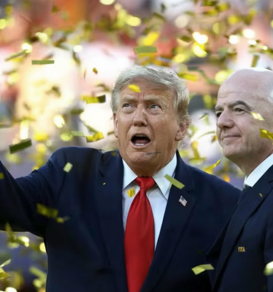 Presidente dos EUA Donald Trump e o presidente da FIFA Gianni Infantino em meio à celebração espanhola pelo título da Copa 2026.