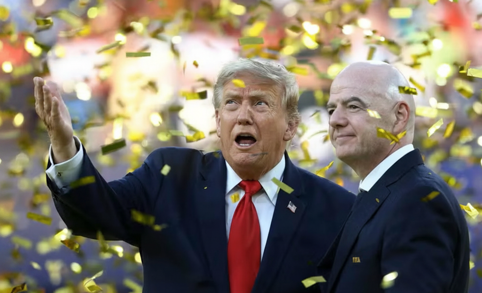 Presidente dos EUA Donald Trump e o presidente da FIFA Gianni Infantino em meio à celebração espanhola pelo título da Copa 2026.